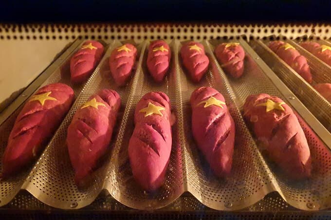 Patriotic bread’ all the rage in Hanoi