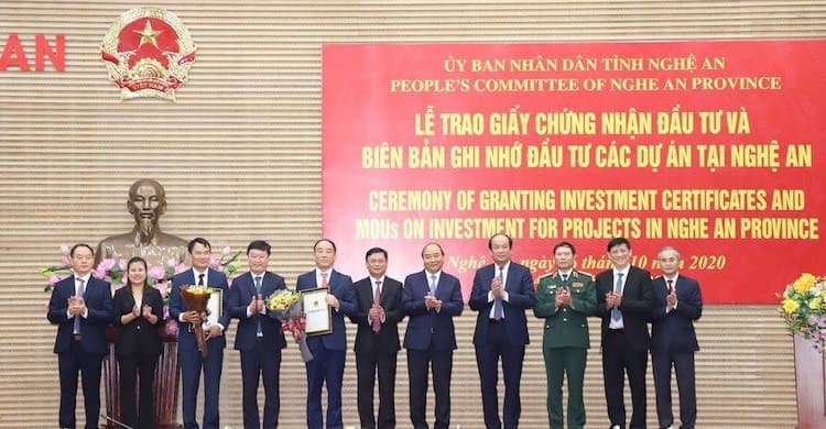 Central Vietnam industrial zone attracts investors to boost electronics industry