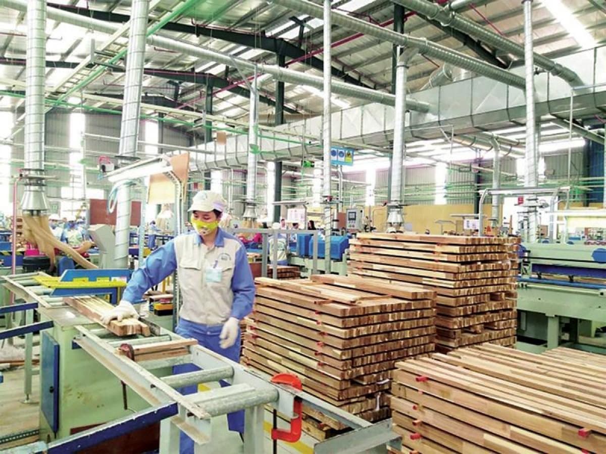 Vietnam, Canada explore joint investment opportunities