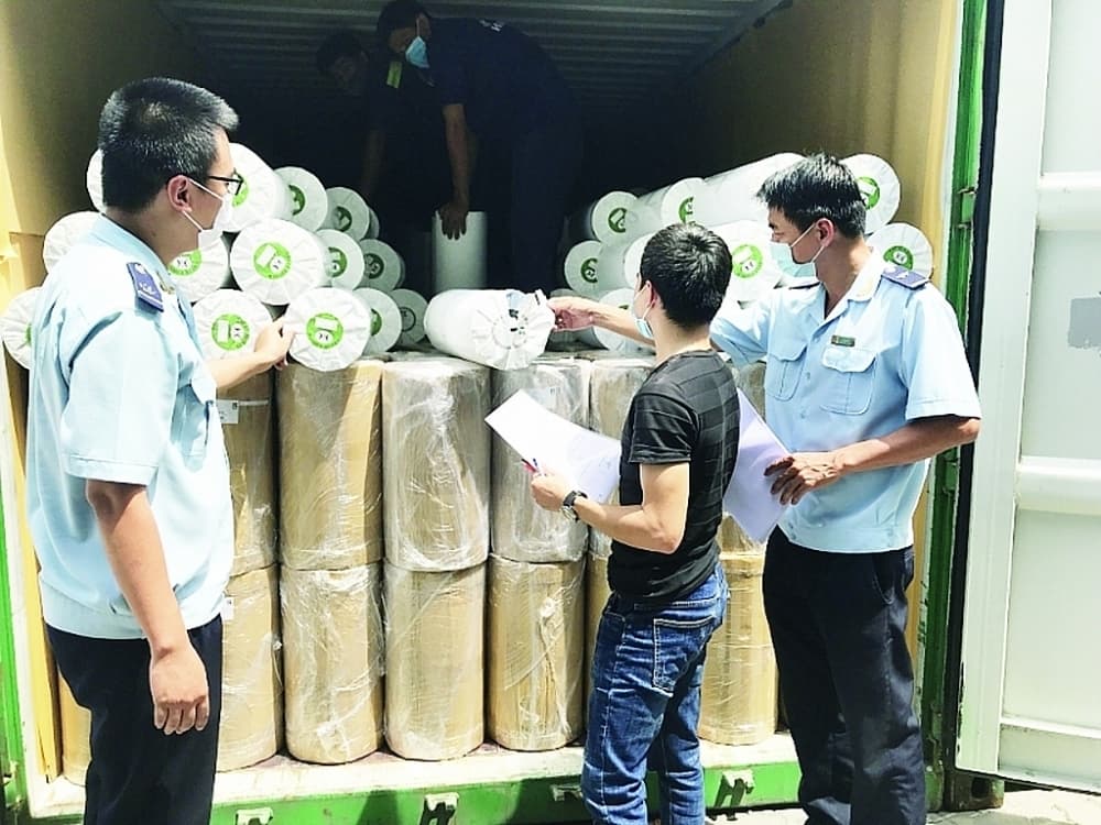 HCM City Customs detects some processing enterprises vacated their business addresses