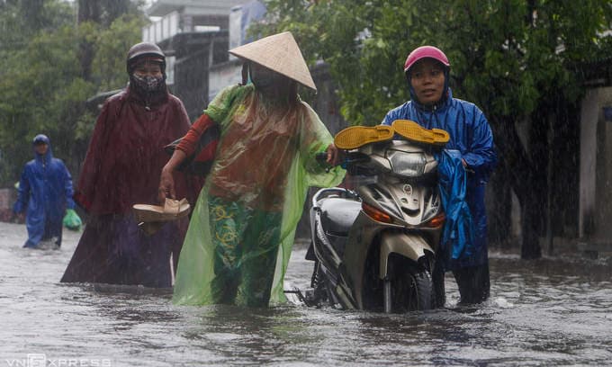 Central Vietnam floods cause bacterial infection outbreak
