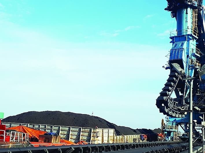 Building open mechanism for coal exports