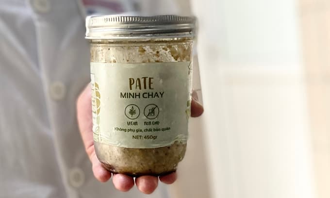 Hanoi poison victim succumbs to botulinum in vegan pate