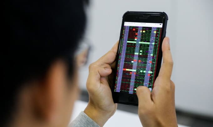 New stock trading accounts hit record high