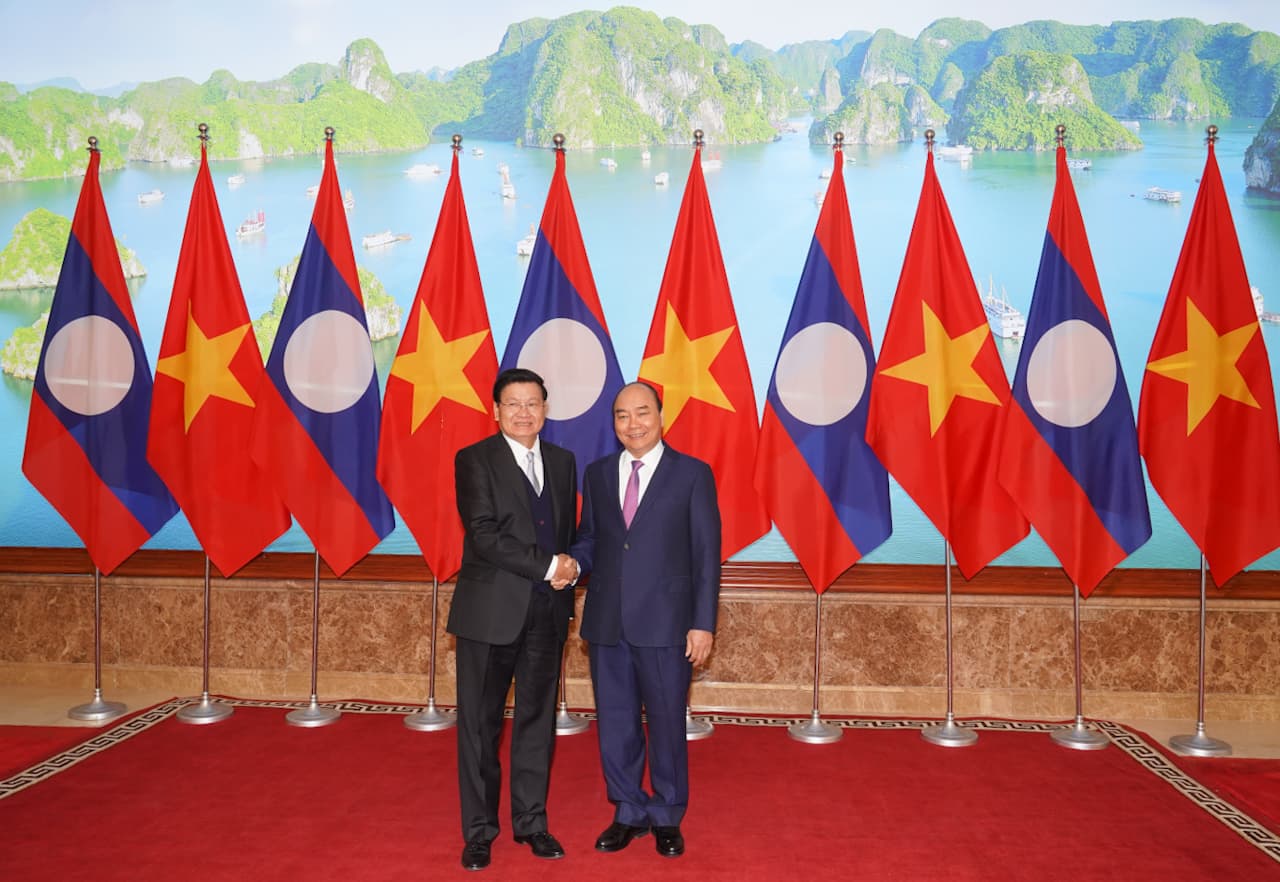 Vietnamese, Lao PMs co-chair 43rd Inter-governmental Committee Meeting