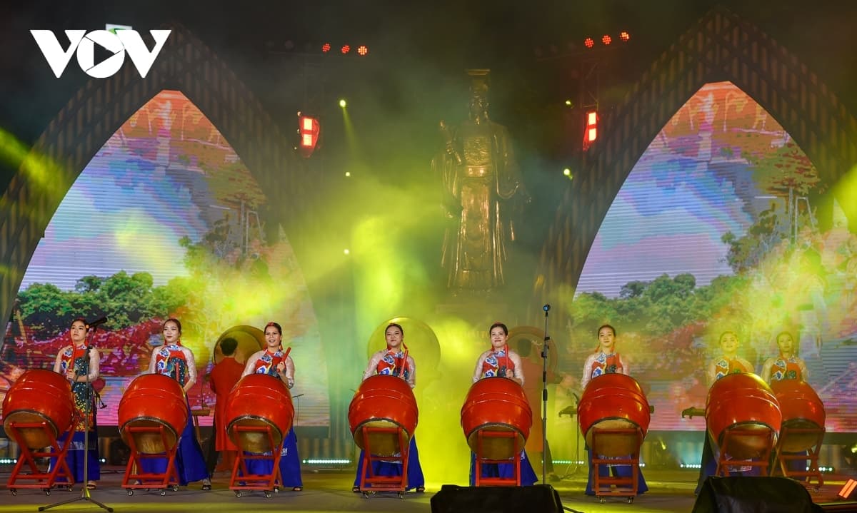Vietnamese folklore in the heart of Hanoi capital