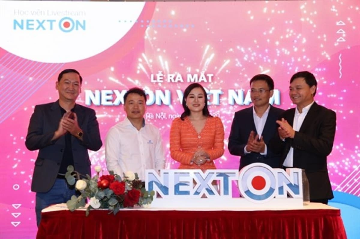 First live stream academy launched in Vietnam