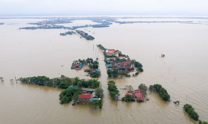 Record climate disasters in Asia-Pacific push millions to 'breaking point'