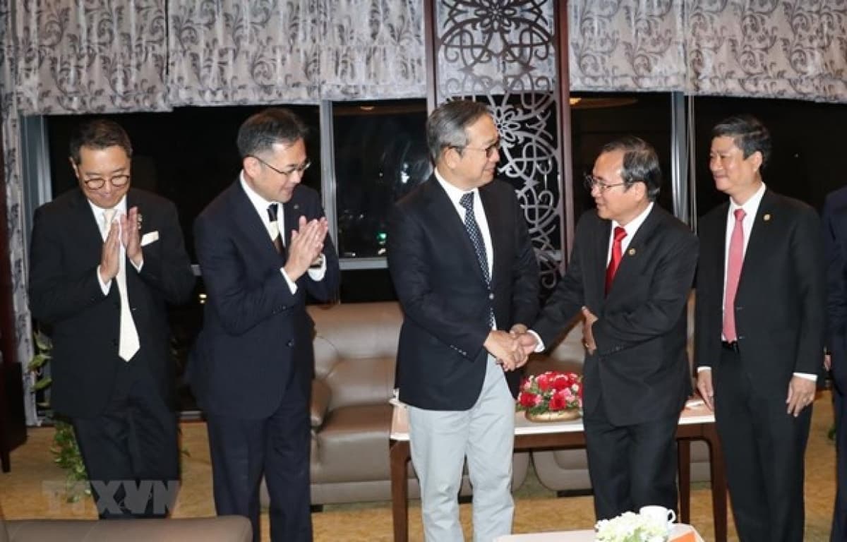 Japan pledges to support major transport projects in Binh Duong