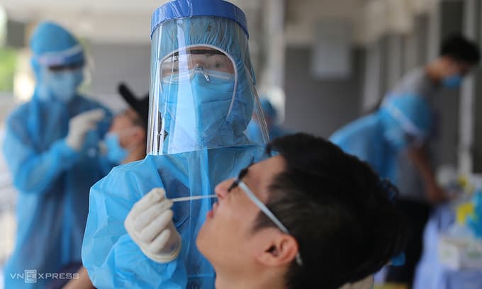 Vietnam to strengthen pandemic prevention ahead of biggest holiday