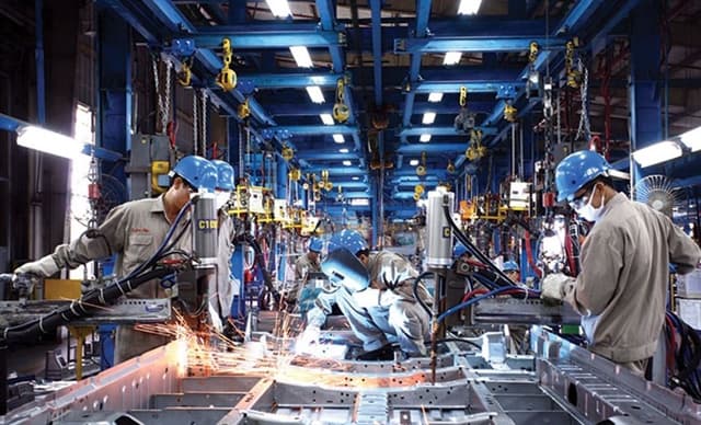 Manufacturing and processing as key impetus for economic growth