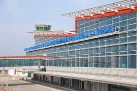 Aviation authority sets up Covid-19 hotline, all flights from/to Quang Ninh suspended