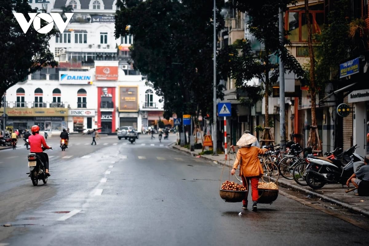Hanoi capital appears peaceful in build up to Tet