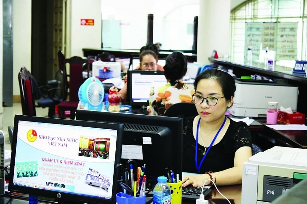 Intensify anti-corruption solutions in the finance sector
