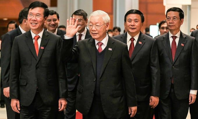 Party chief to continue fighting corruption, a ‘disease’ of power