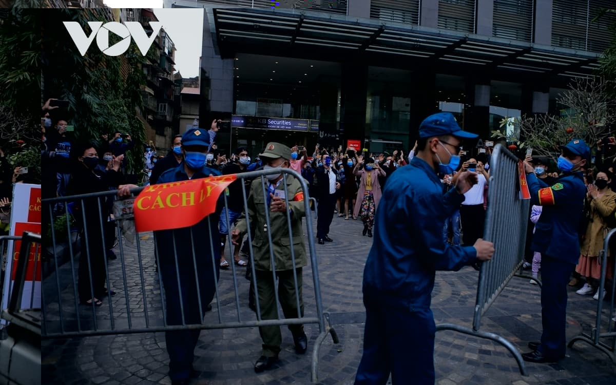 Two more community cases detected in Hanoi