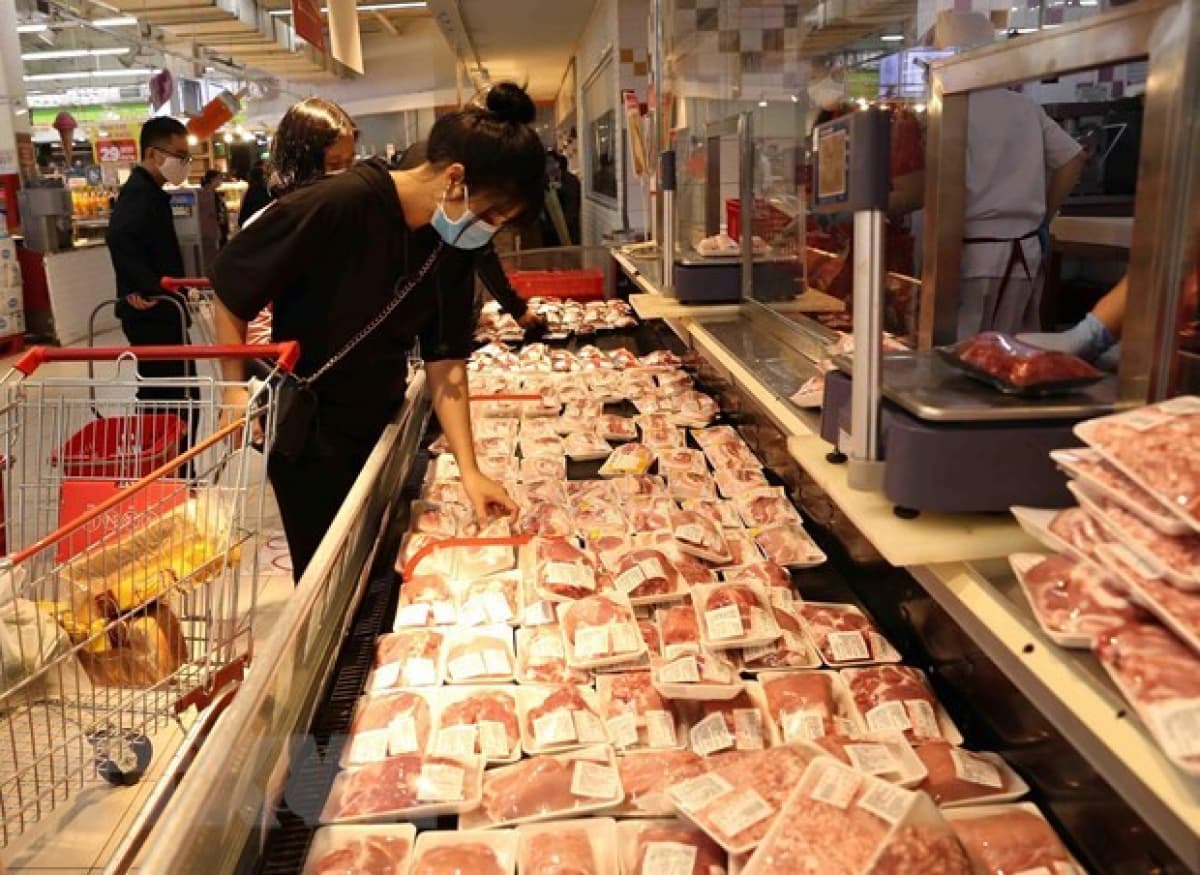 Vietnam increases pork imports to cool off rising domestic prices