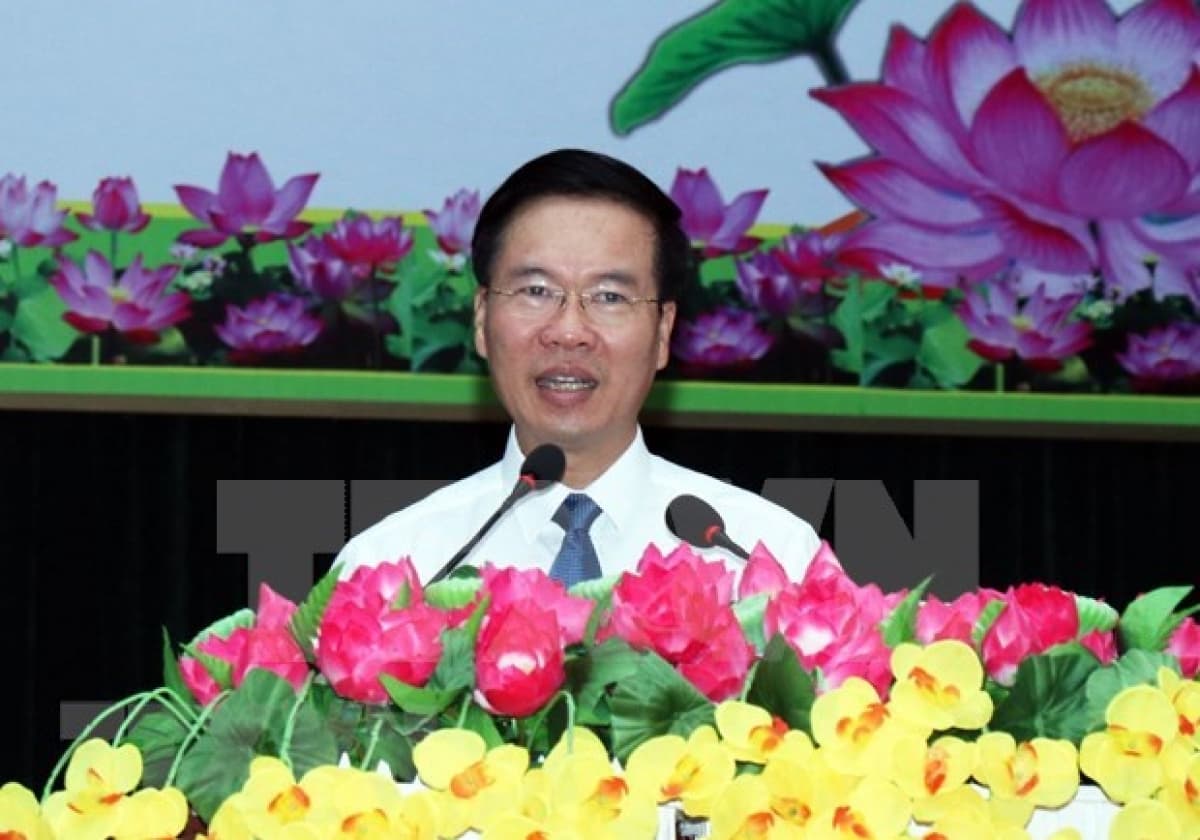 Standing member of Party Central Committee‘s Secretariat pays Tet visit to soldiers