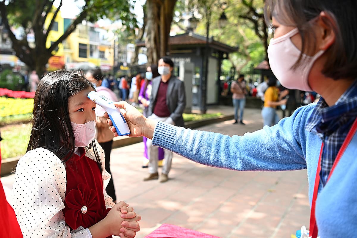 Hanoians seek Tet blessings at Temple of Literature