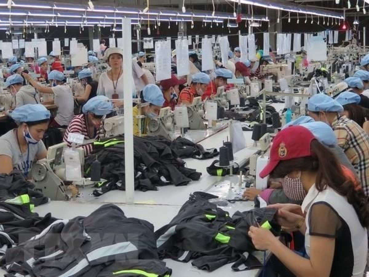 Vietnam earns US$2.6 billion from garment exports in January