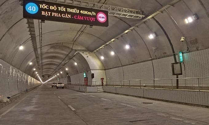 Central Vietnam tunnel remains open to traffic despite financial woes