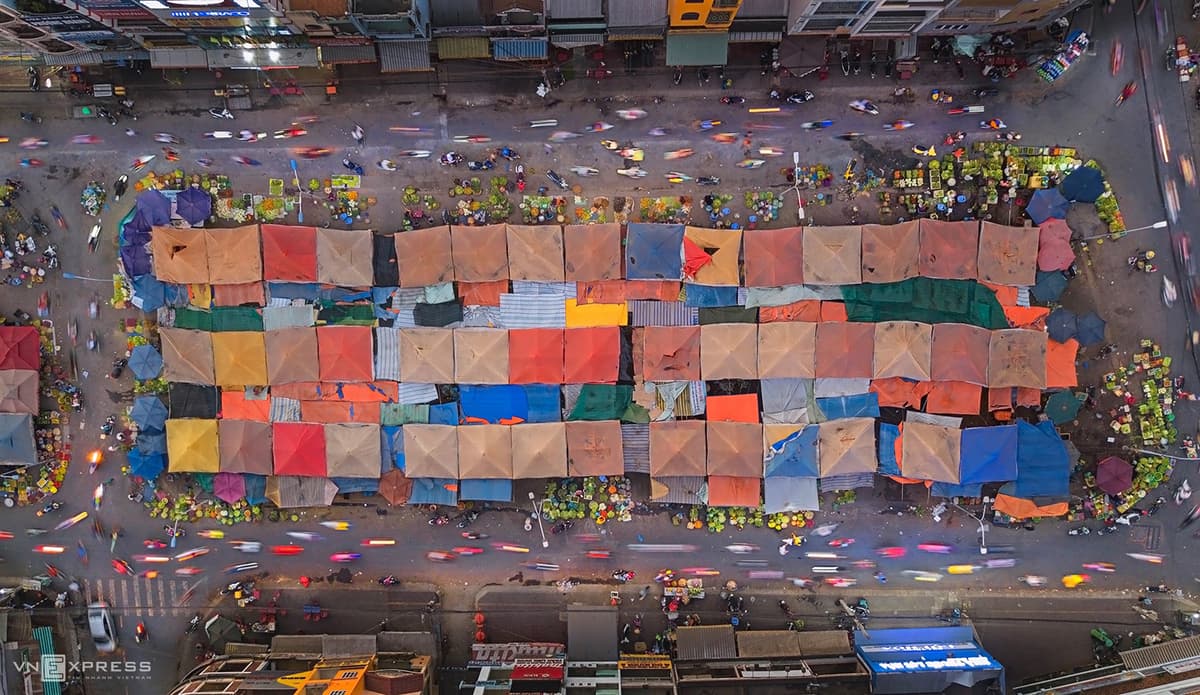 Saigon pagoda shut down after mass celebration