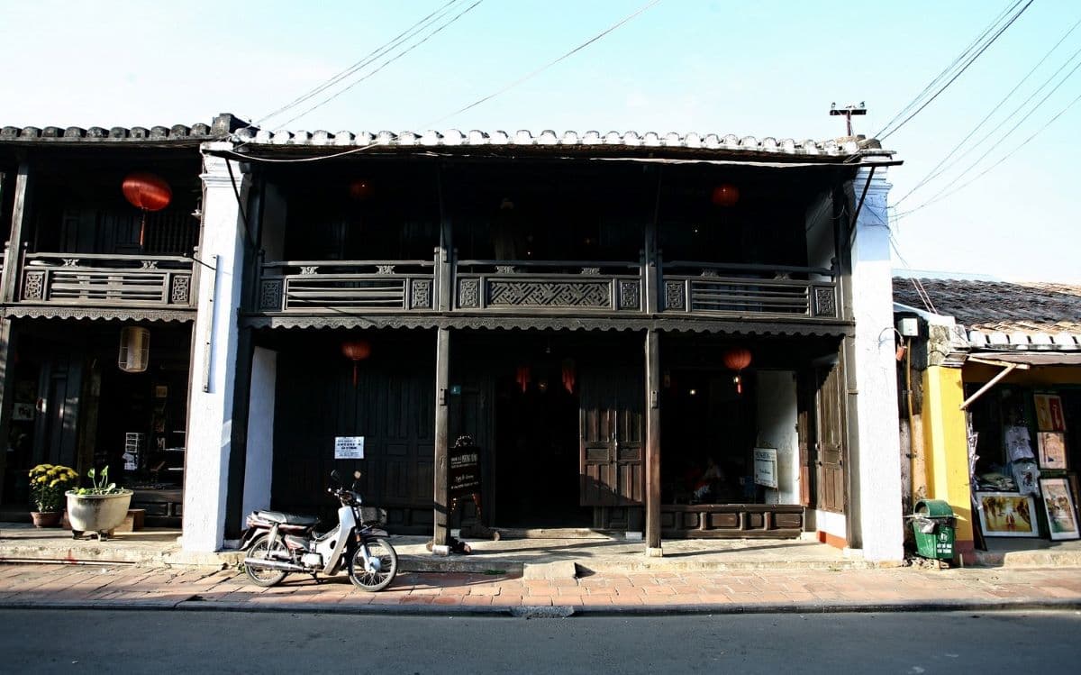 Time allowed to stand still in 18th century Hoi An house