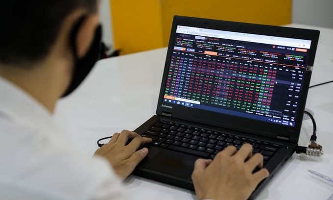 Investors face losses with bigger stock market trading lot