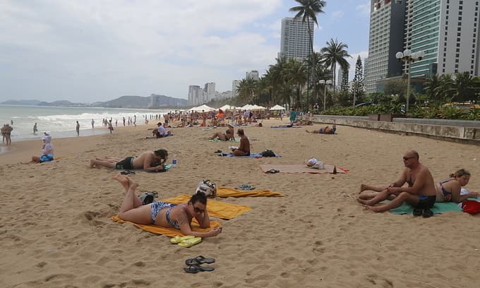 Vietnam could welcome vaccinated foreign tourists starting July: experts