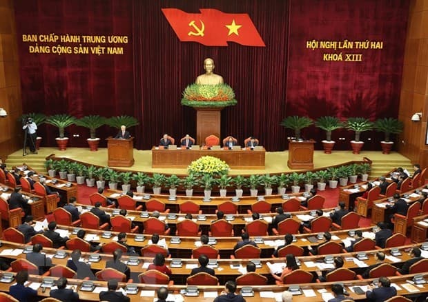 Central Party Committee discusses whole-term working agenda, personnel work