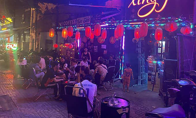 HCMC restaurants fined for noise pollution