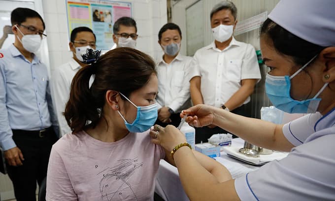 Da Nang to begin Covid-19 vaccination for hospital workers
