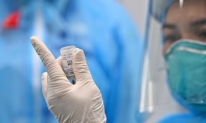 Vietnam continues AstraZeneca rollout despite blood clot concern