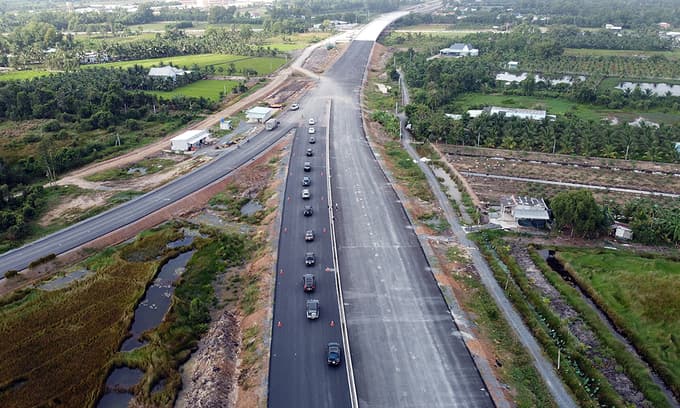 $8.6 bln needed for Mekong Delta traffic infrastructure until 2025: transport ministry