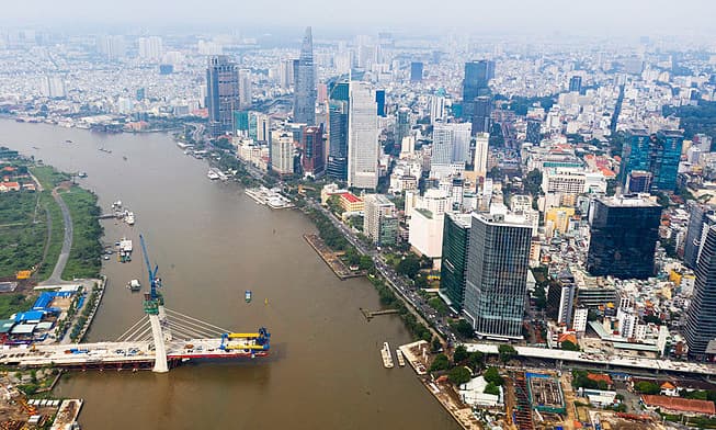 Land handover remains a roadblock for major HCMC transport projects