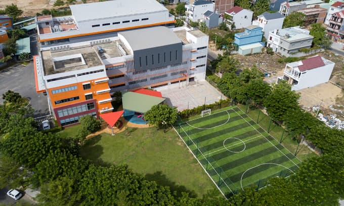 US teacher fired from Da Nang international school for possessing child porn