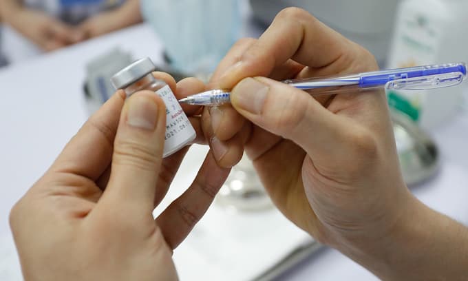 Bac Ninh to spend $8 mln to vaccinate 300,000 against Covid-19
