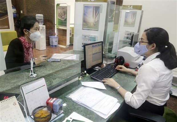 Moody"s upgrades unsecured ratings of 15 Vietnamese banks
