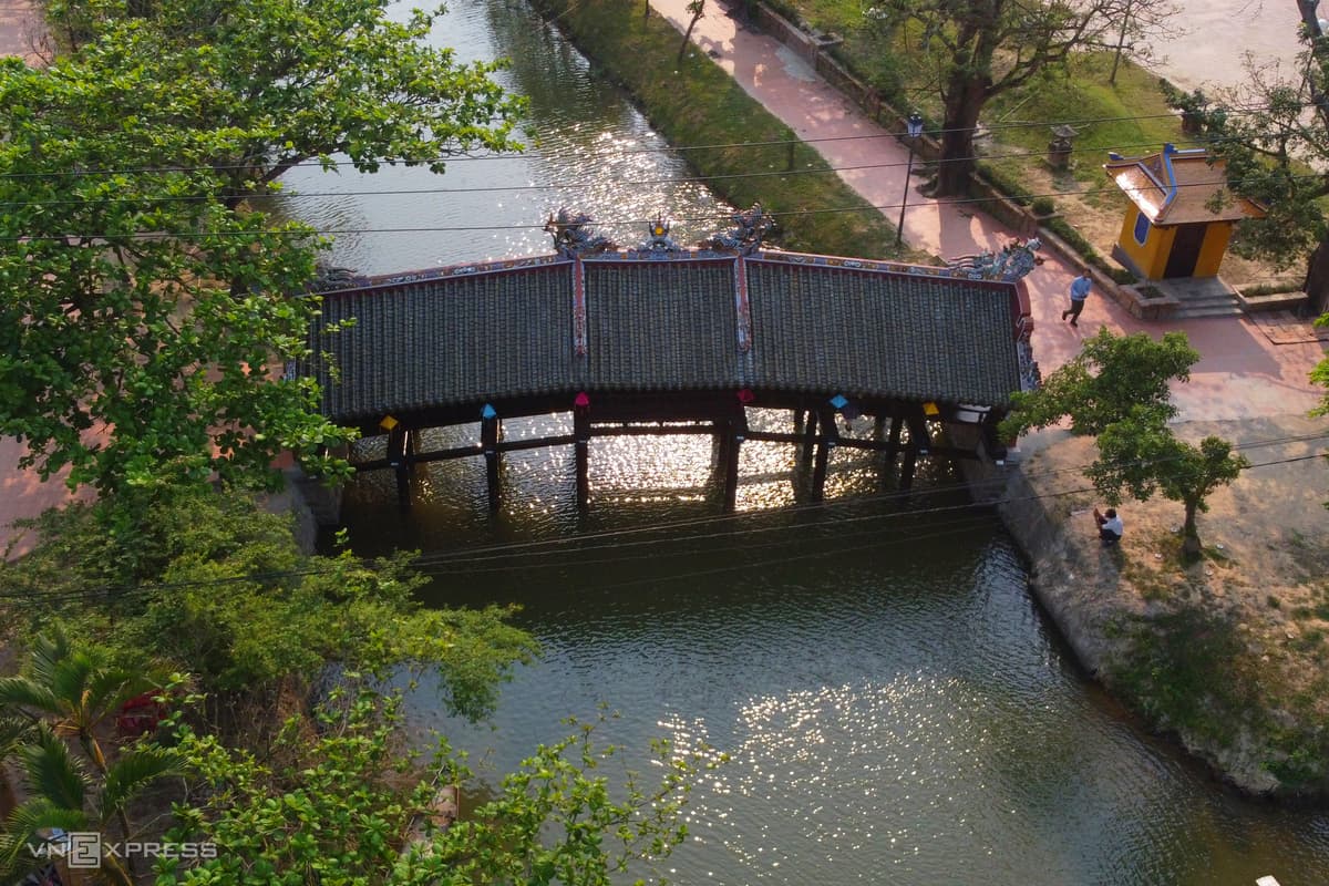 245-year-old Hue bridge basks in restoration glory