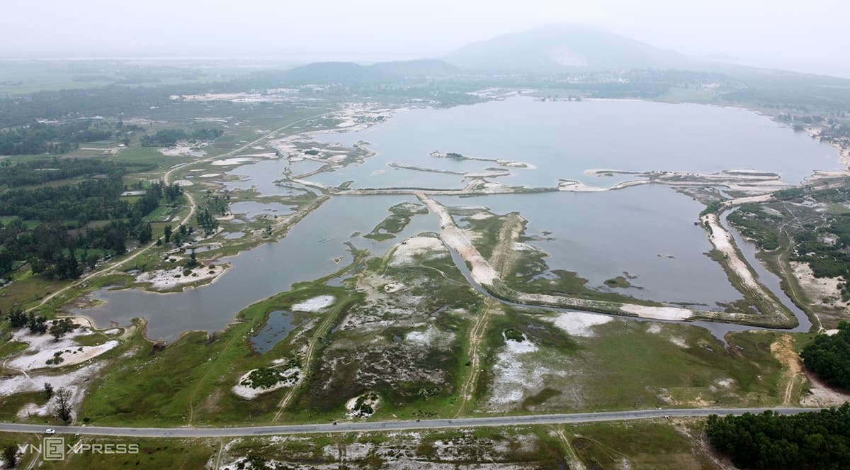 Southeast Asia's biggest iron ore mine left deserted