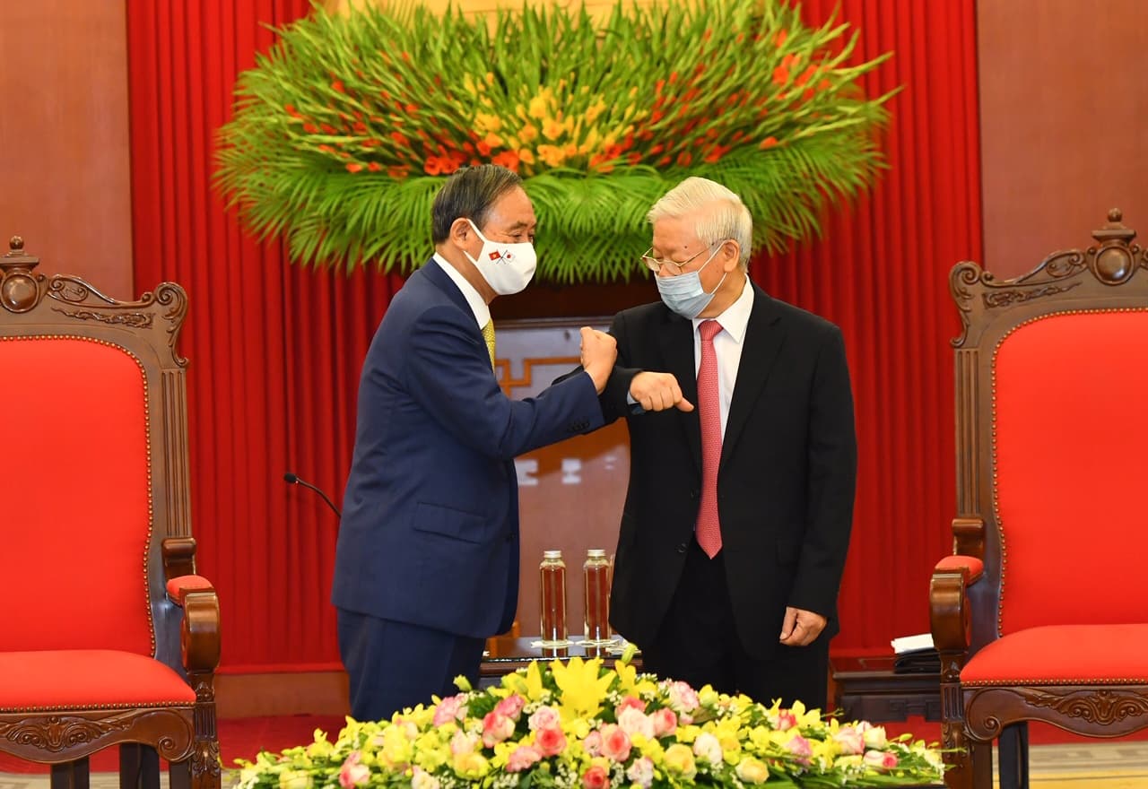 Top Leader Holds Phone Talks With Japanese PM Suga