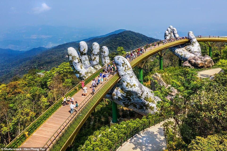 Viet Nam’s Golden Bridge Named In New Wonders List