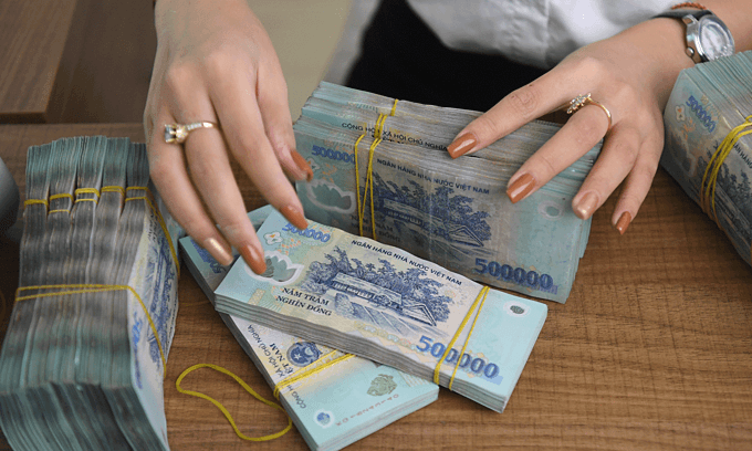 Bank deposit interest rates could rise: brokerage