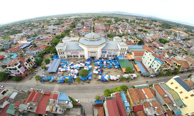 Hong Kong firm invests $498-mln in Vietnam solar cell plant