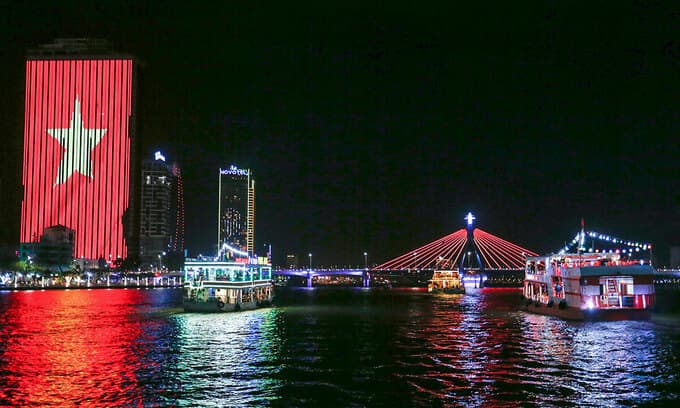Da Nang river to be ablaze with art lighting rig