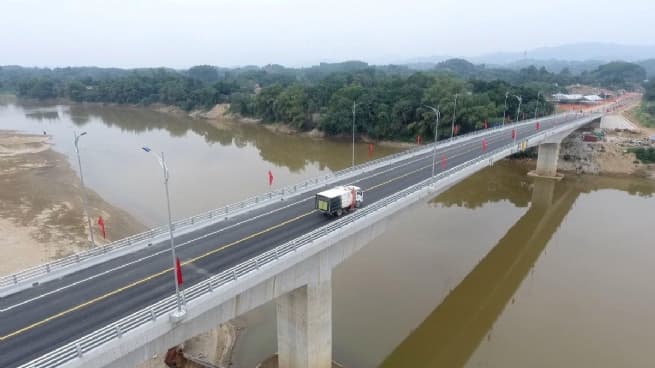 Developing Transport Infrastructure to Attract Investment