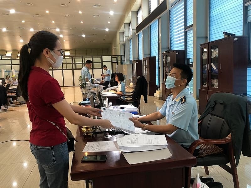 Revenue collection of Customs sector blooming