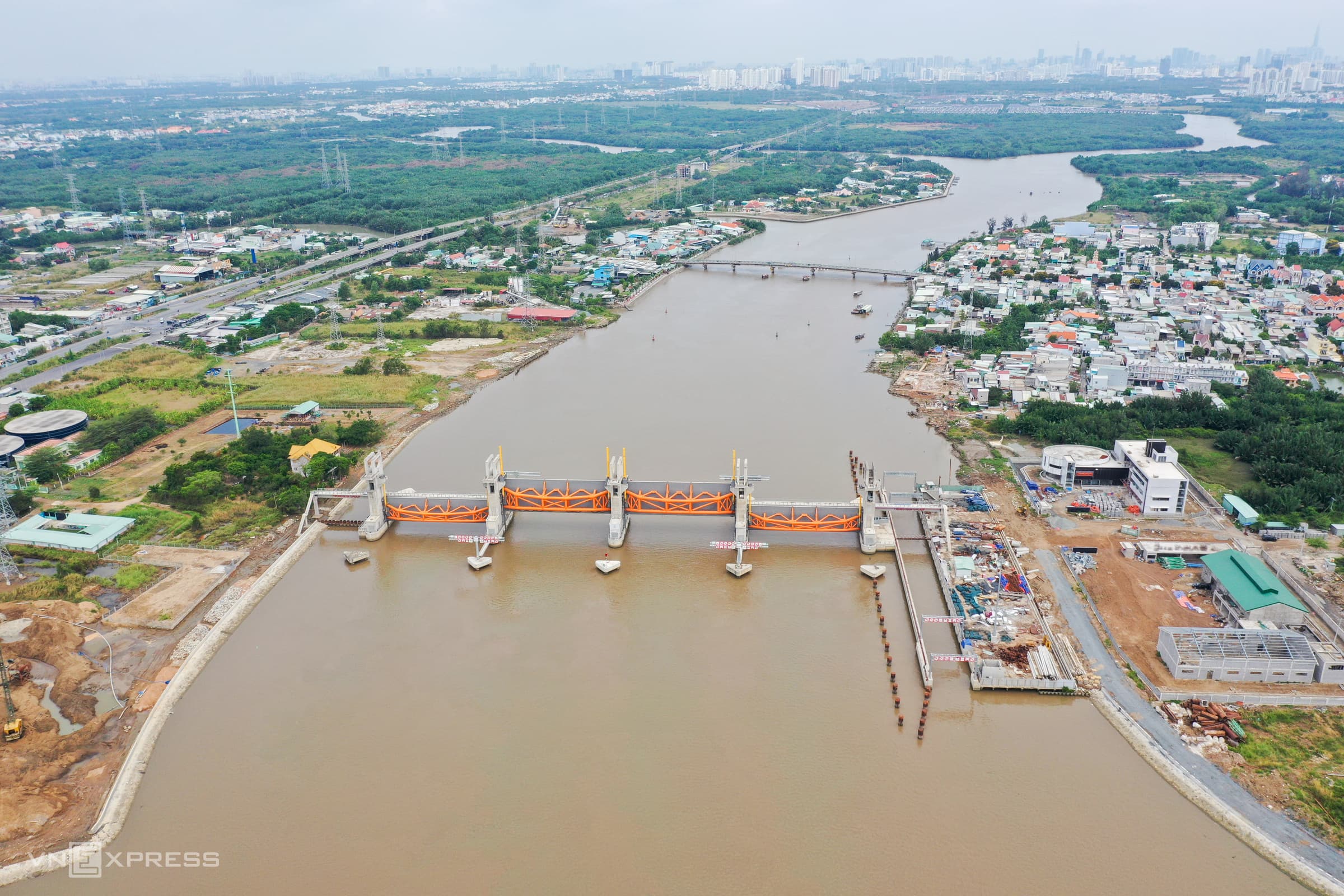 $436 mln HCMC anti-flood project yet to bear fruit