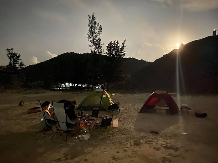 Uninhabited island lures adventurers to Phu Yen