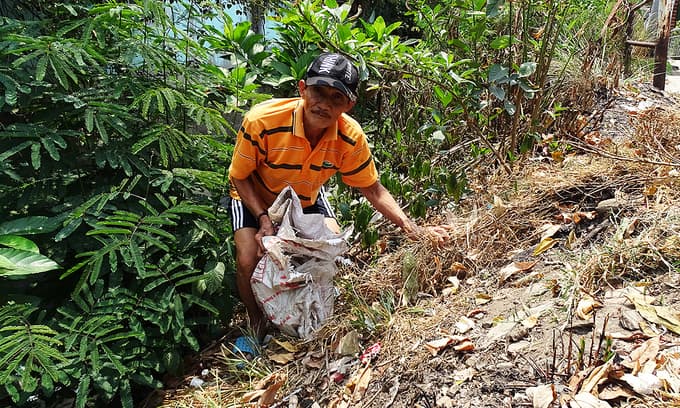Polluted canal prevents HCMC airport drainage